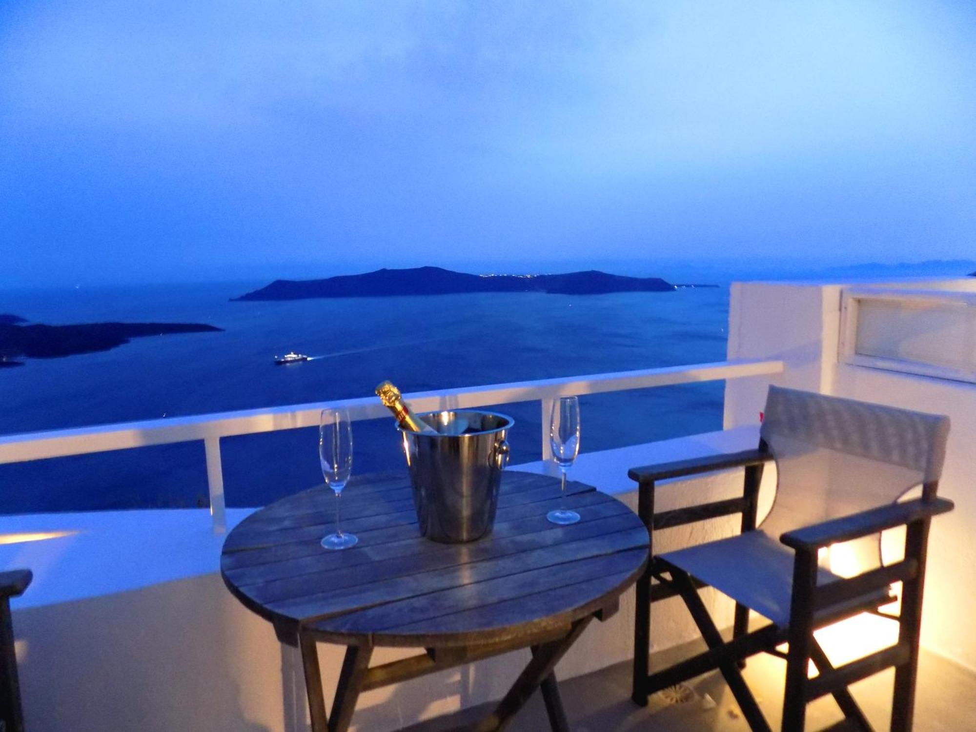 Yposkafo Suites - Villa - Santorini Fira  Bagian luar foto